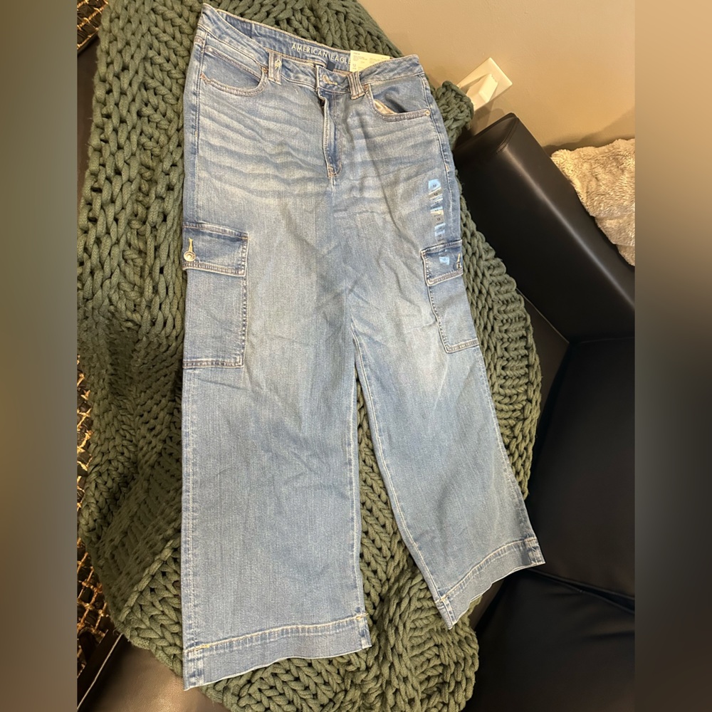 American Eagle wide-leg cargo jeans